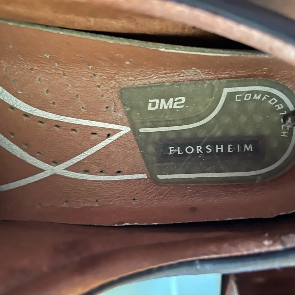 Florsheim Comfortech DM2 men’s lace up leather dress shoes.